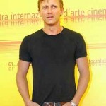 daniel craig bond haircut pictures in Casino royale003