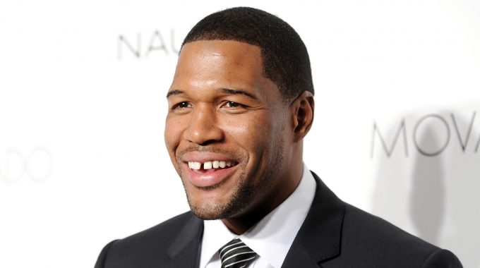 Michael Strahan Hairstyle 2019