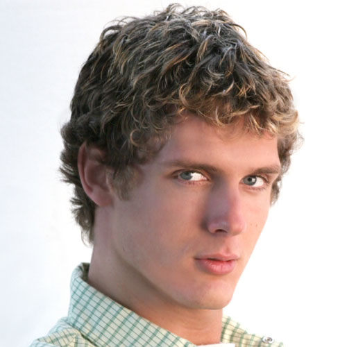 Haircuts For Men With Curly Hair 2025