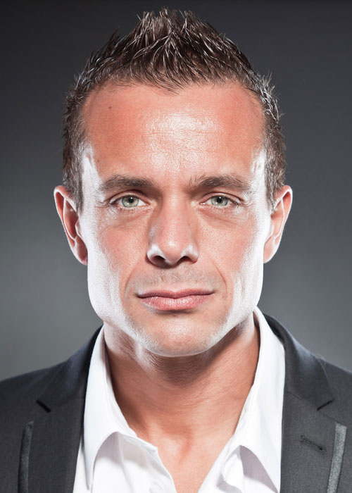 suave and sexy style for man with thin hair