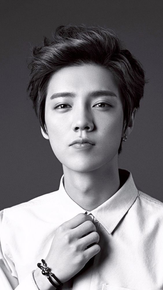 Korean Boy Hairstyle 2025 Pictures