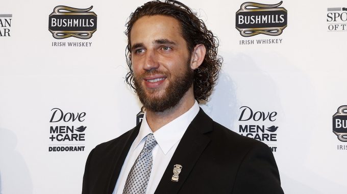 Madison Bumgarner Haircut 2019 with beard