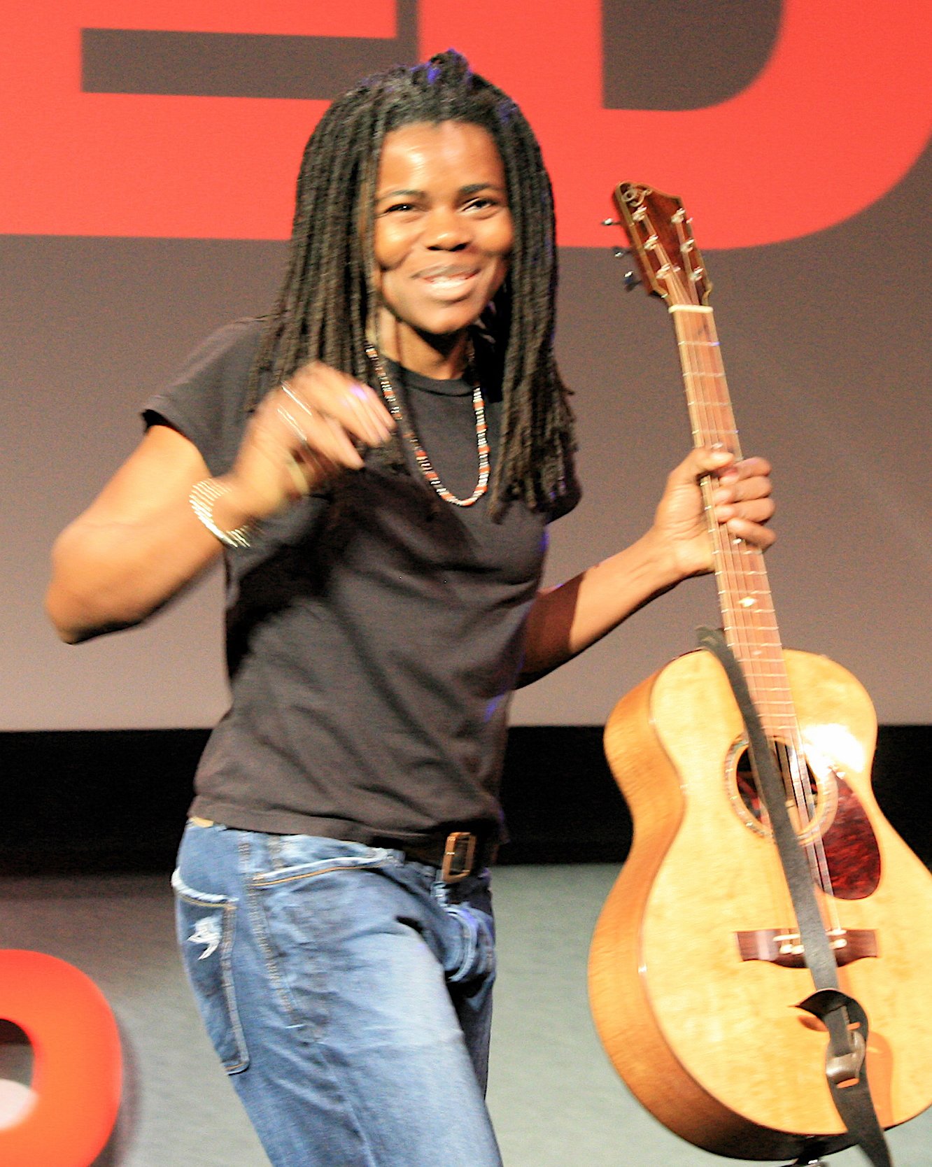 Tracy Chapman Haircut 2025