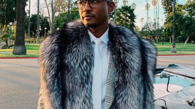 Usher New Perm Haircut For 2019 Photos